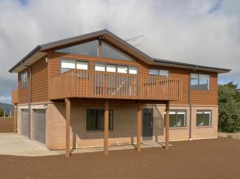 1411 Awhitu Road, Pollok