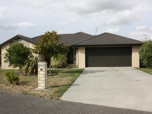 18 Oldfield Court, Huntington