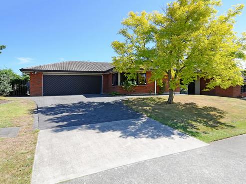 10 Church Road, Pukete