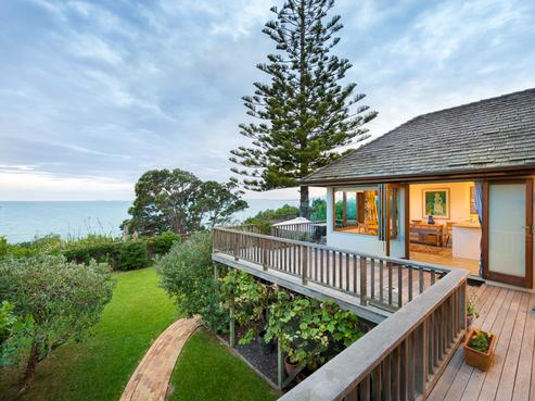 41 Churchill Road, Murrays Bay