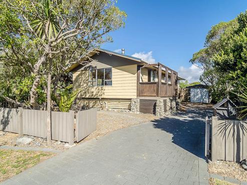 246 Manly Street, Paraparaumu Beach