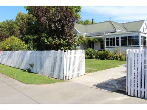 89 Champion Street, Edgeware