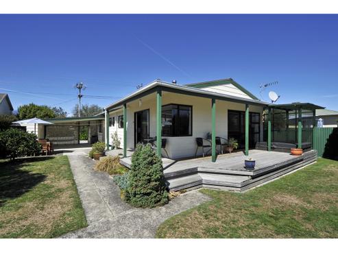 7 Lord Rutherford Road North, Brightwater