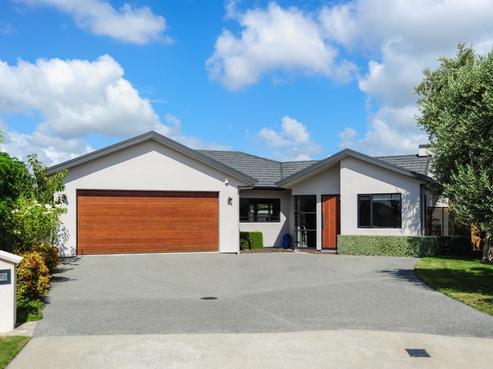 14 Inglis Place, Mahora