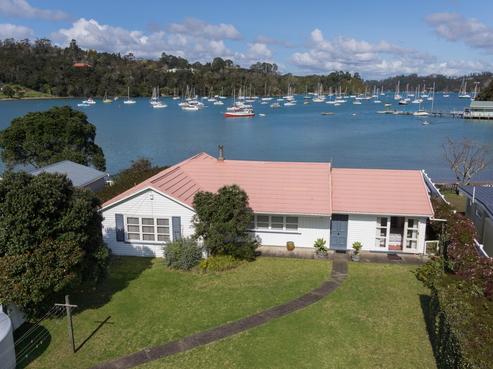 1 Florance Avenue, Russell