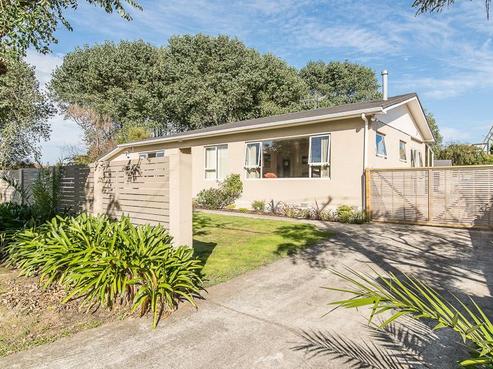 37 Alexander Road, Raumati Beach