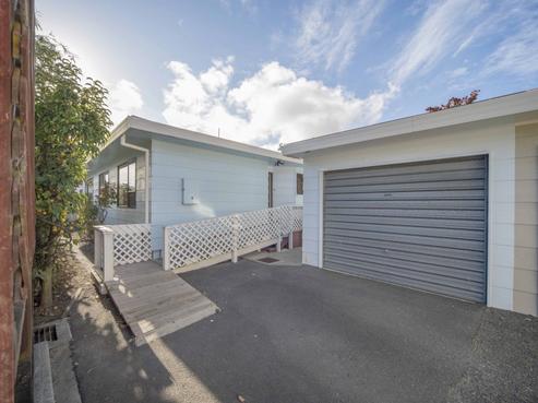 4/59 Beach Road, Tahunanui