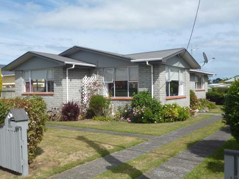 45 Dixon Avenue, Hawera