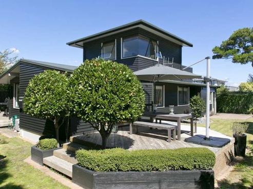 2/21 Aubrey Crescent, Rainbow Point