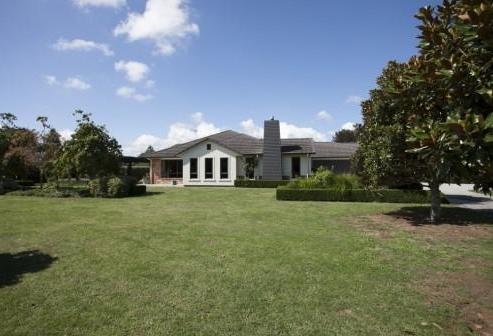 101 The Oaks Drive, Leamington