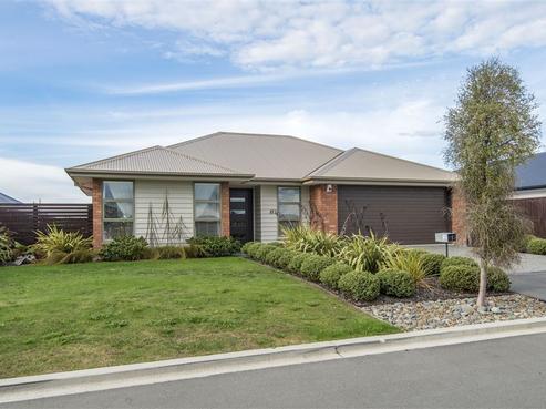 3 Kahuraki Drive, Pegasus
