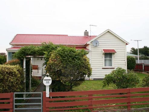 33 High Street West, Waitara