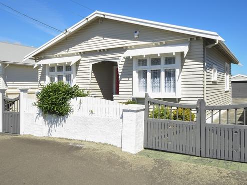 16 Huia Street, Petone
