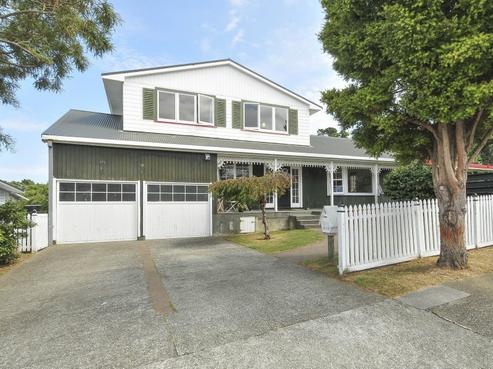 12 Ardal Grove, Tirohanga