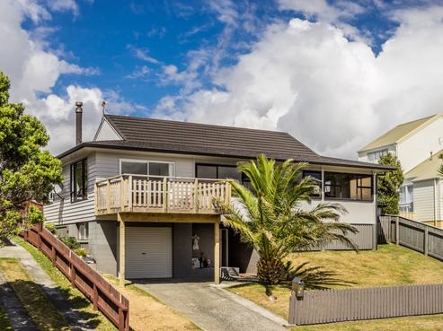 7 Ilam Grove, Kelson