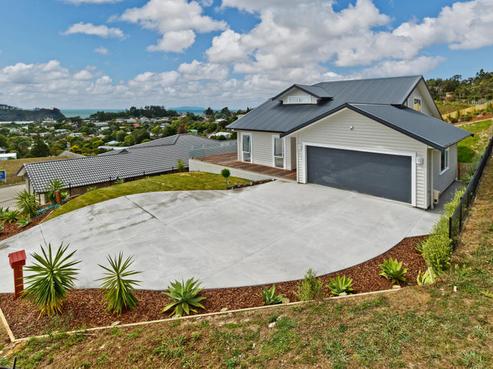 63 Beachwood Drive, Hatfields Beach