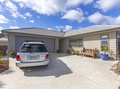 53 Speldhurst Grove, Stokes Valley