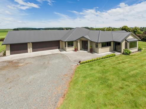 119 Pukepapa Road Extension, Bulls
