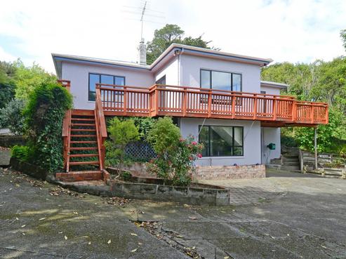 1 Sunnyview Drive, Brown Owl
