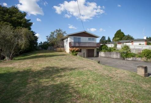 7 Byron Street, Leamington
