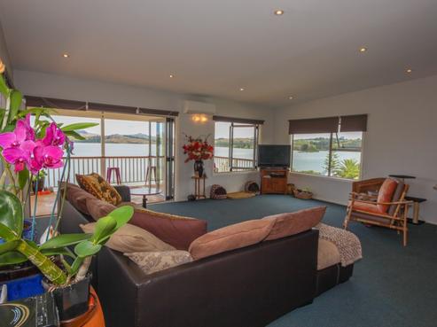 23 Grey Street East, Mangonui