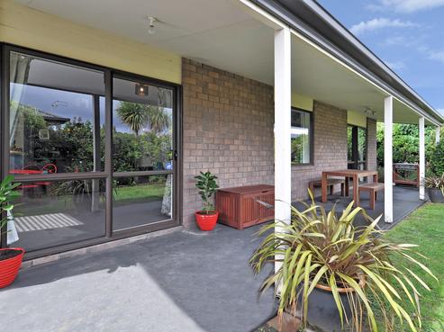 4 Seascape Gardens, Bromley