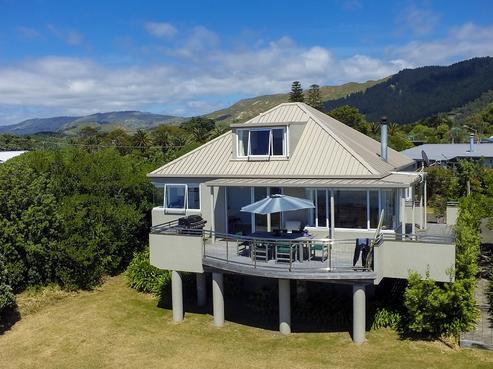 16A Moori Road, Waimarama