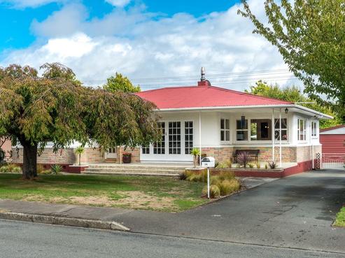 16 Neale Avenue, Stoke