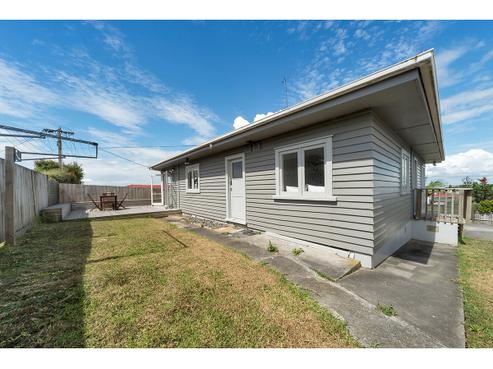 611A Glenfield Road, Totara Vale