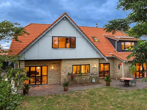 26 Pook Road, Buckland