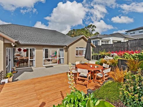4 Laura Jane Drive, Silverdale