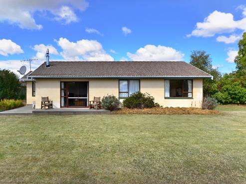 16 Torlesse Crescent, Darfield