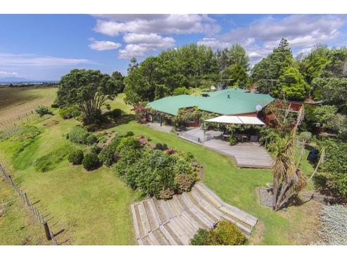 208 Staniforth Road, Kaiwaka