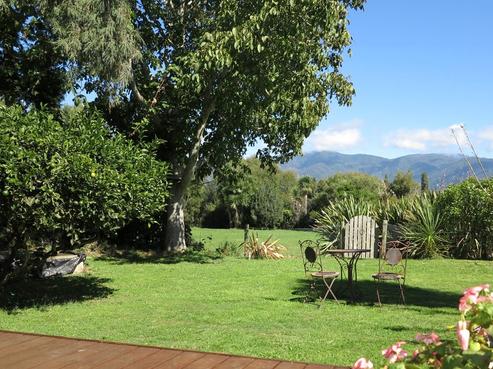 7 Feary Crescent, Takaka