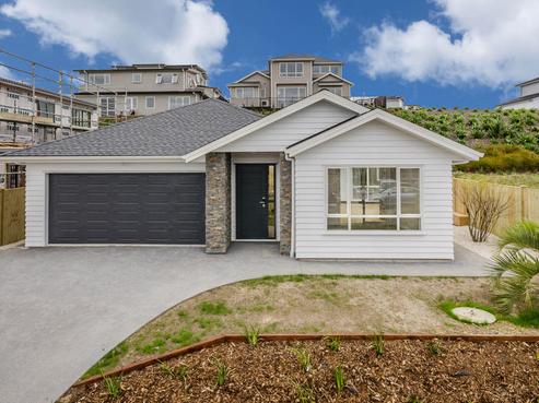 27 Caldera Drive, Long Bay