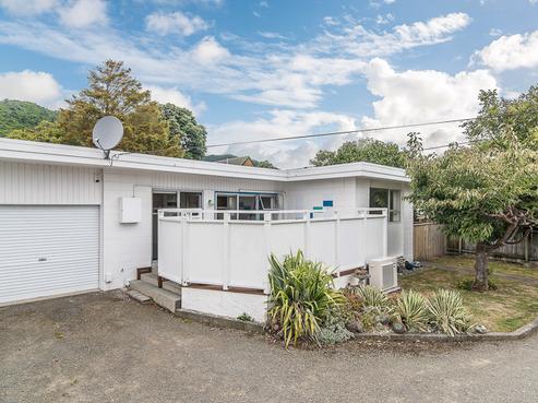 25 Hira Street, Waikanae