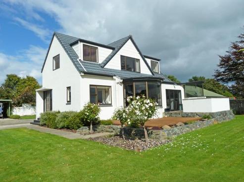 25 High Street, Rosedale