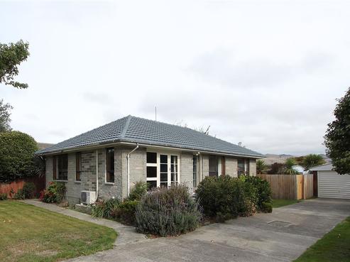 8 Keighleys Road, Bromley