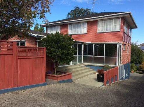 14 Guthrie Street, West End