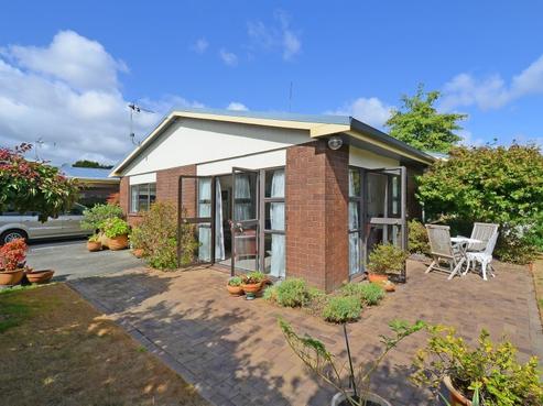 2/88 Totara Park Road, Totara Park