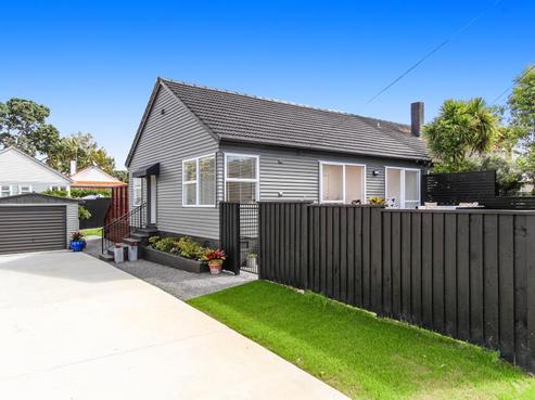 4 Houpara Street, One Tree Hill