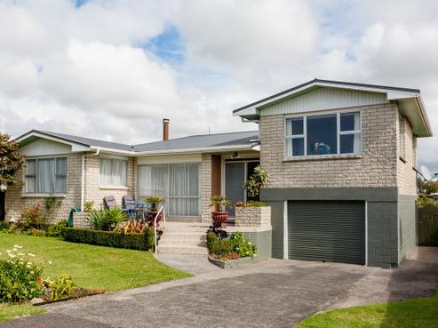 32 Nevada Drive, Merrilands