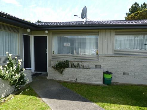 2/335 Kennedy Road, Pirimai