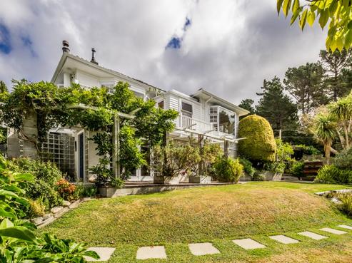 43A Tirohanga Road, Tirohanga