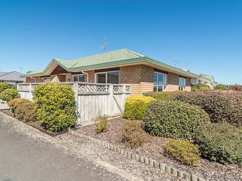 2H Cedar Drive, Paraparaumu Beach