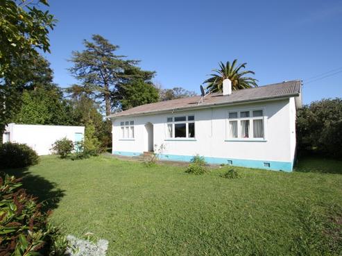 32 Grey Street, Marton