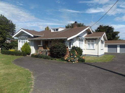 153 Bridge Street, Bulls