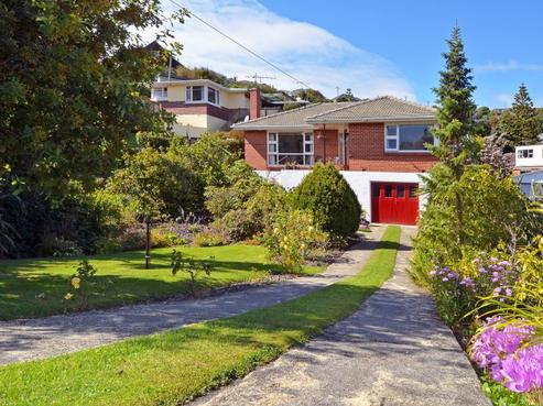 8 Chisholm Place, Tainui
