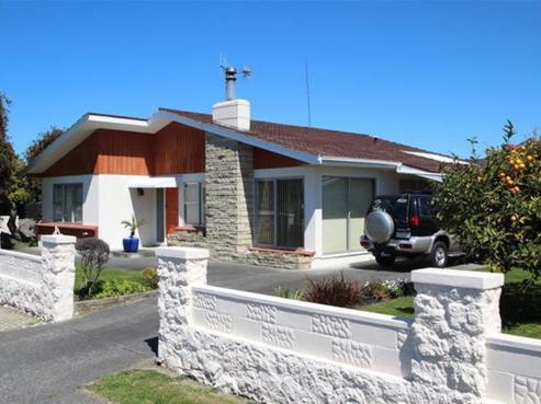 166 Vigor Brown Street, Napier South