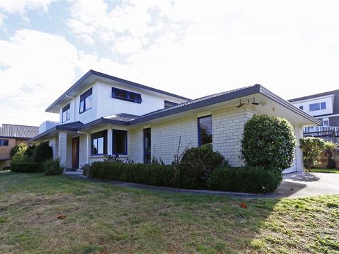 4 Sunny Dale, Western Heights